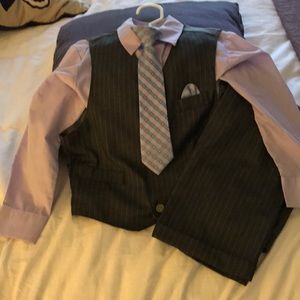 Boys Nautica 4 piece suit